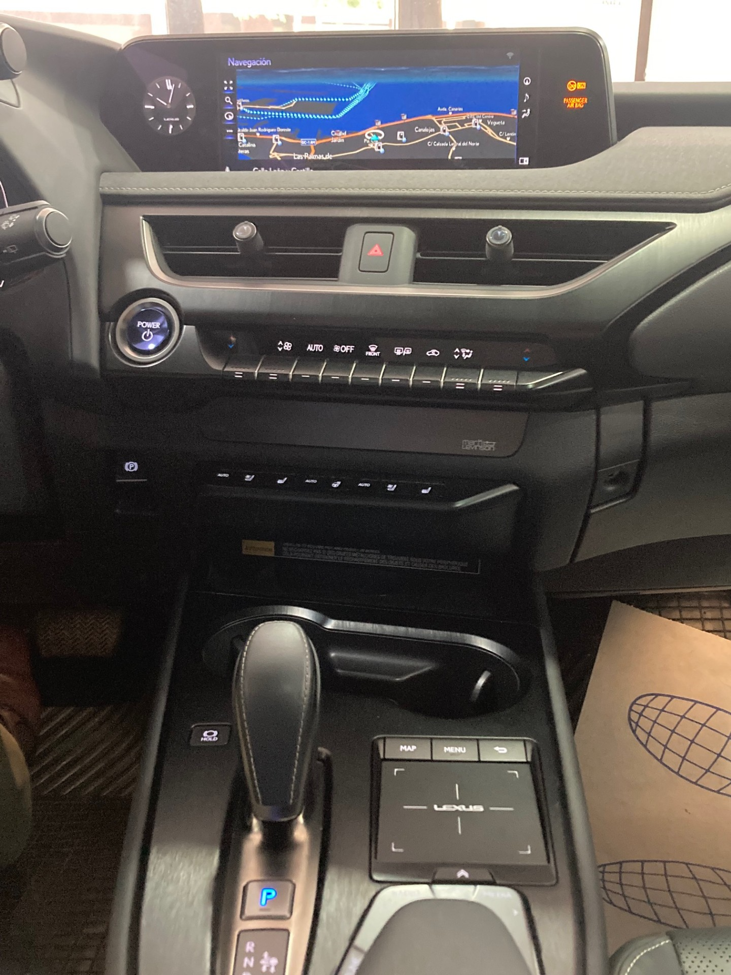 Lexus UX 300e Luxury