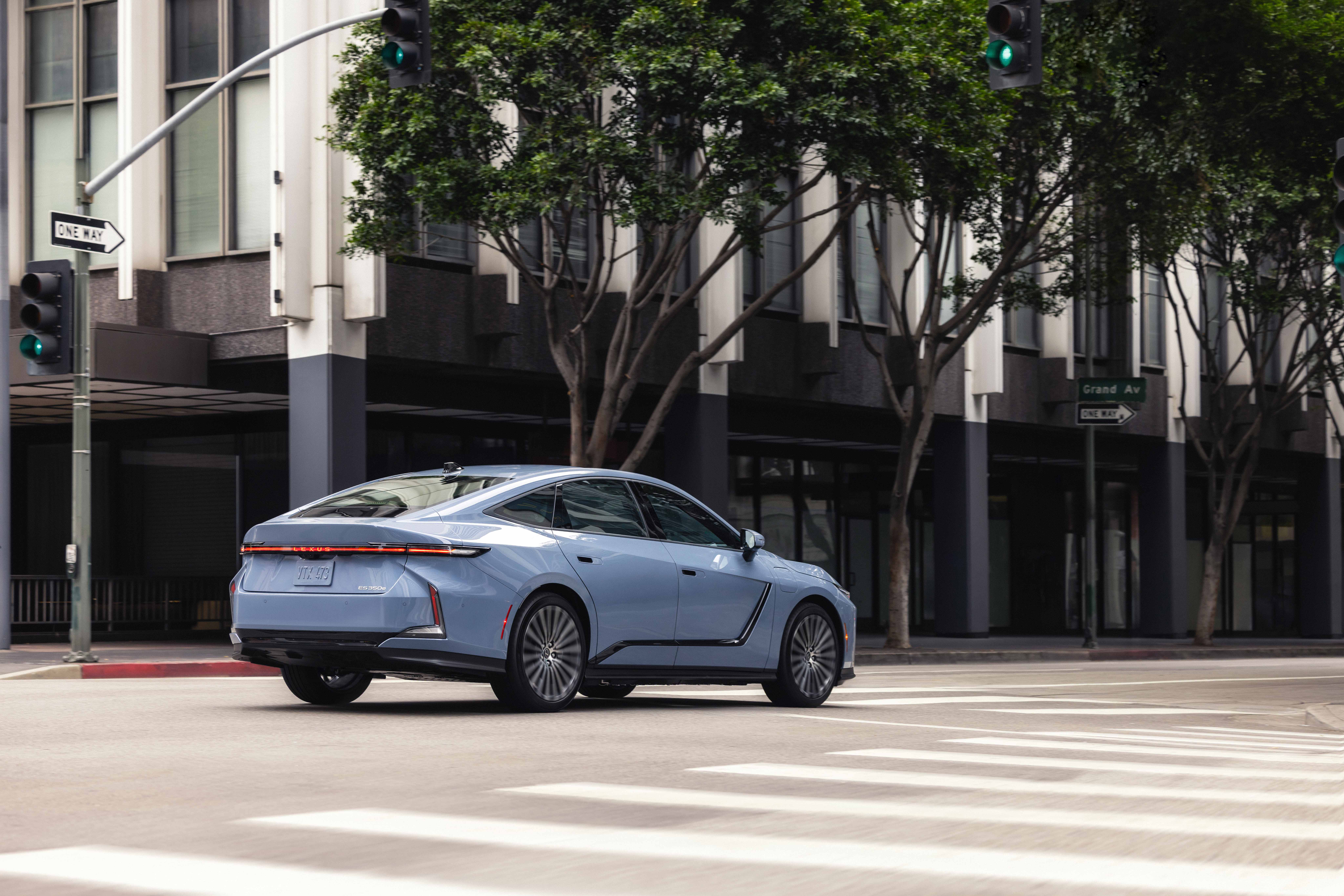 Exterior ES 350e