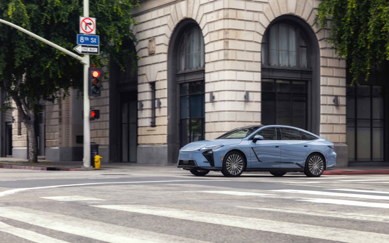 ES 300h